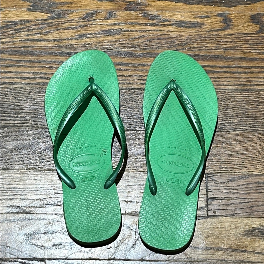 Havaianas Vibrant Green Sandals
